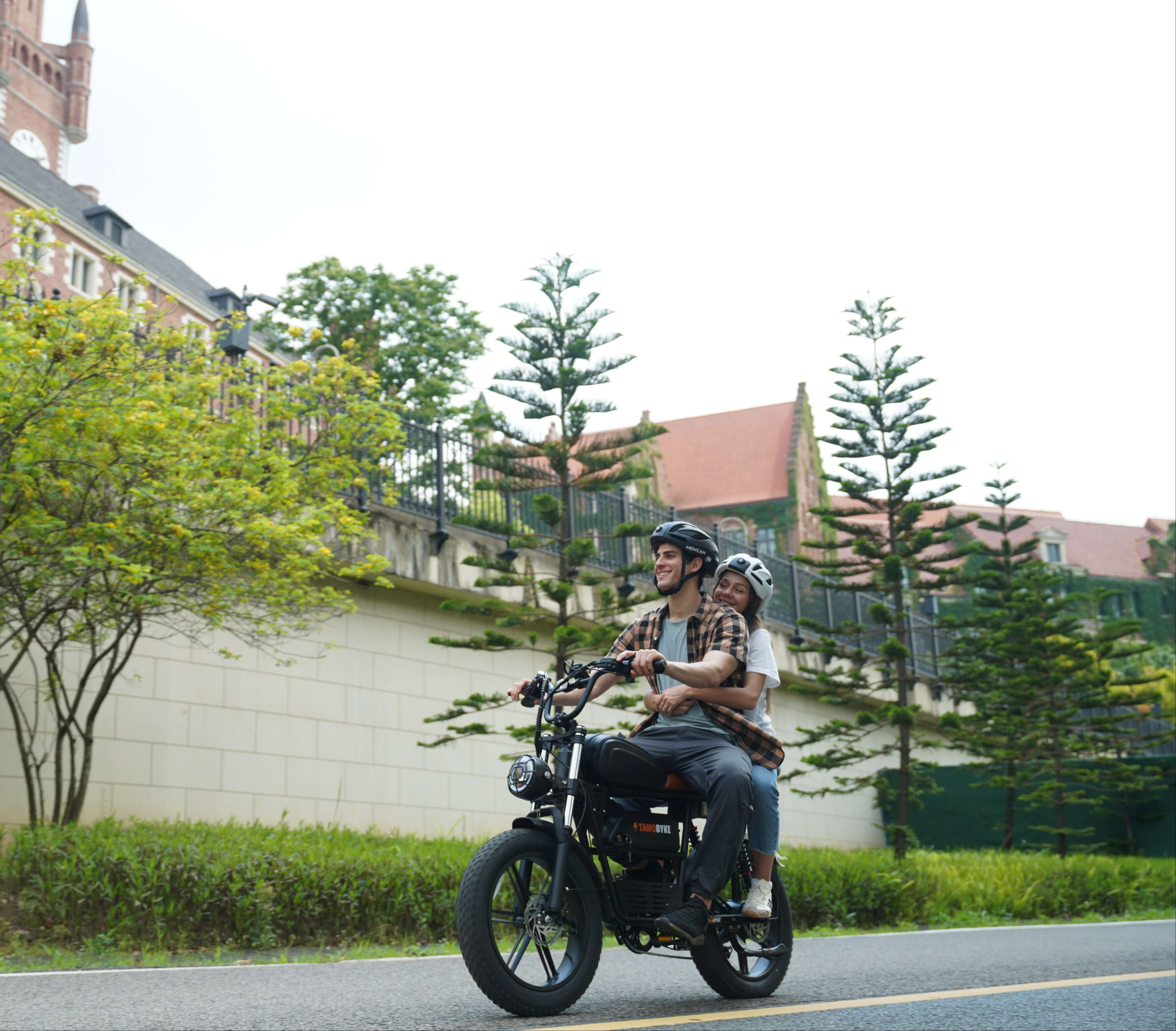 Electric Bikes Take You Back to Classic Movie Locations - Tamobykesport