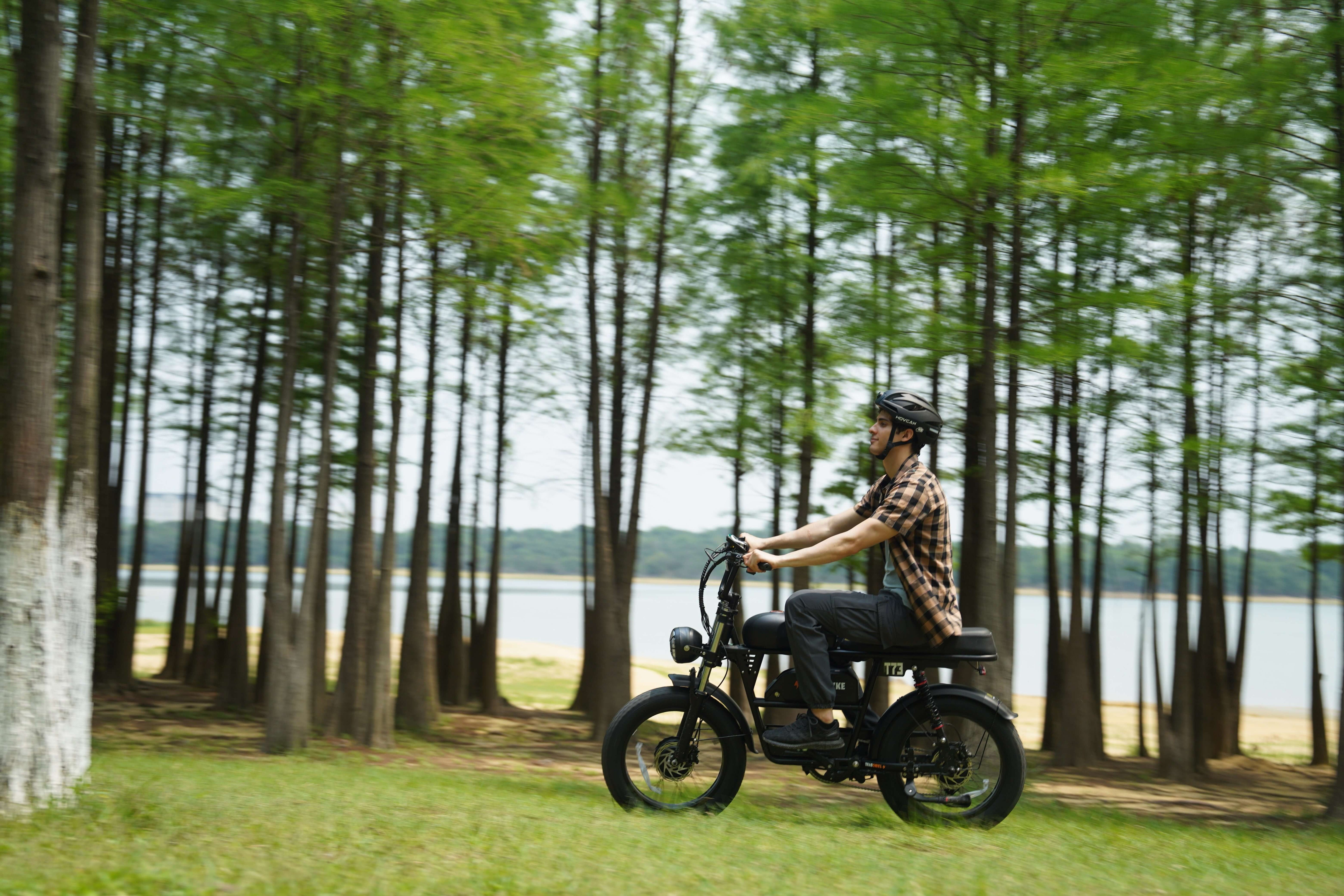 Eco-Friendly E-Biking: Sustainable Riding for 2025