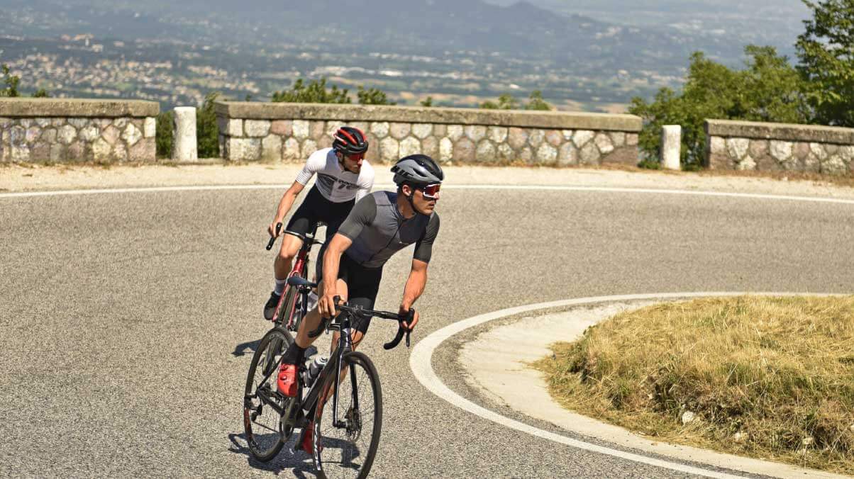 Road Cycling Academy: Winter Cycling Training Guide