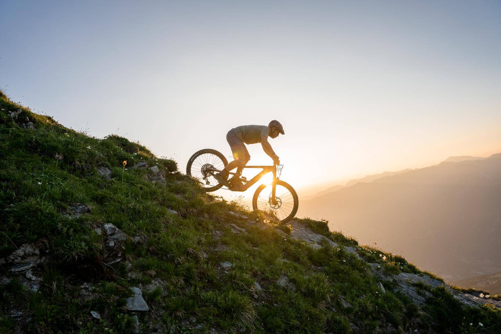 Seasonal Ebike Route Recommendations: Best Trails for Every Season Tamobykesport